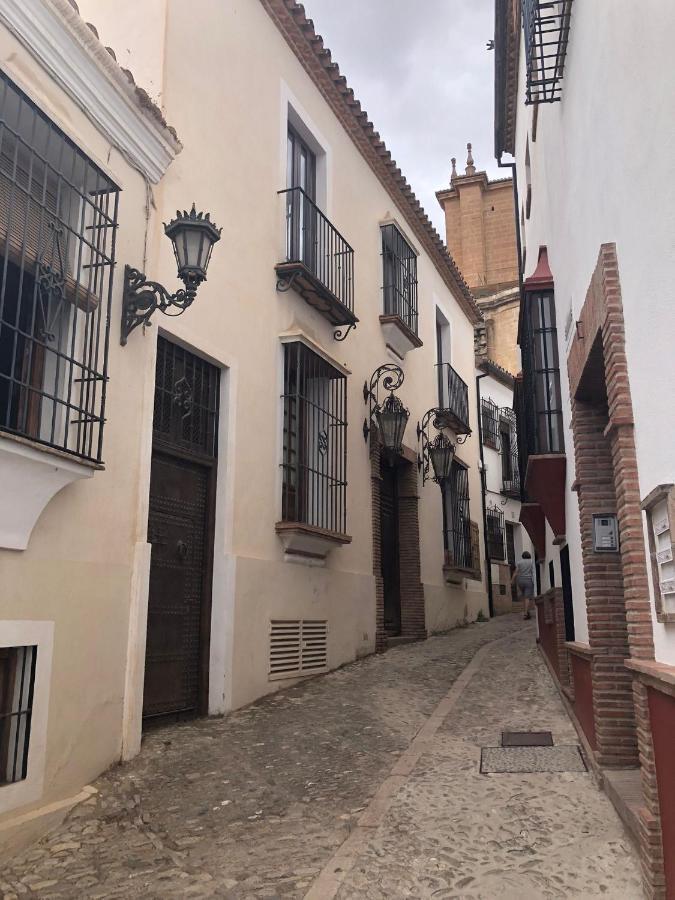 Stylish 3 Bed House 2 Bathrooms, With Patio, Roof Terrace And Communal Pool 5 Minutes Away From The Beautiful Spanish White Village Of Casares Pueblo And Only 20 Mins From The Sea מראה חיצוני תמונה