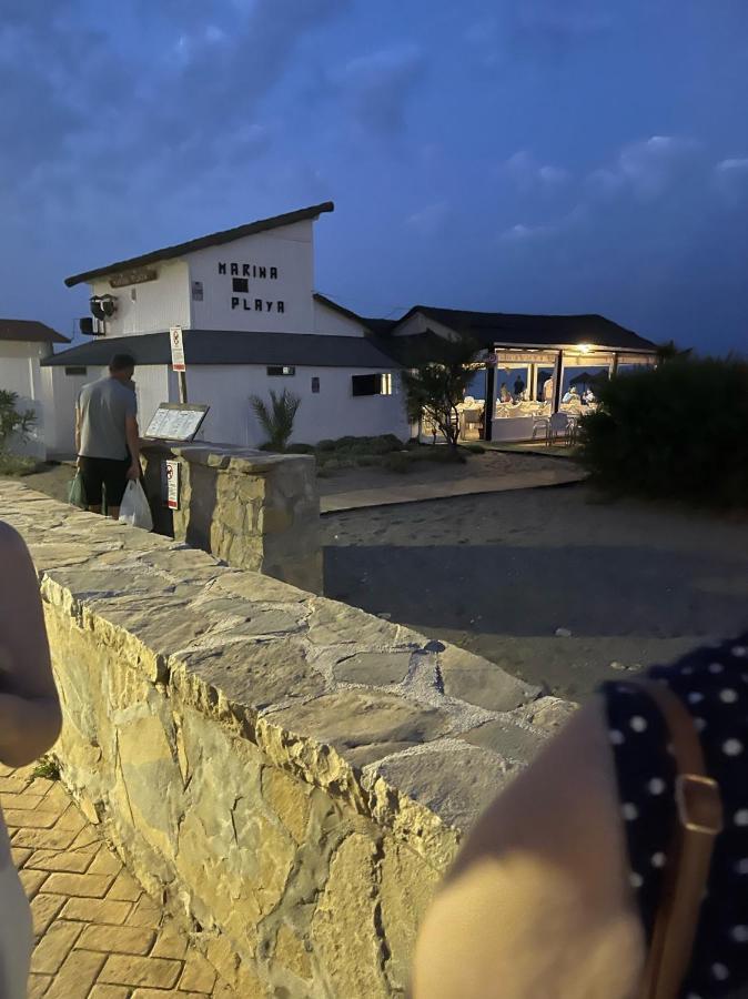 Stylish 3 Bed House 2 Bathrooms, With Patio, Roof Terrace And Communal Pool 5 Minutes Away From The Beautiful Spanish White Village Of Casares Pueblo And Only 20 Mins From The Sea מראה חיצוני תמונה